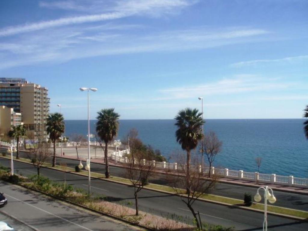 Apartamentos Torreon Del Mar Benalmádena Chambre photo